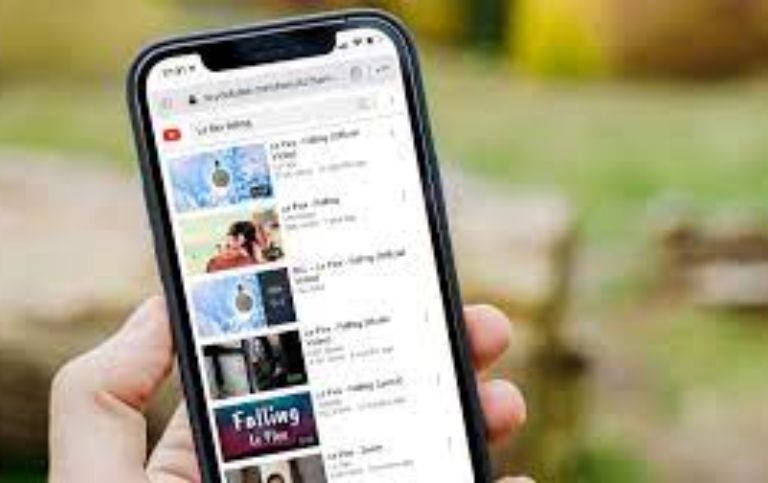 Using YouTube on an iPhone